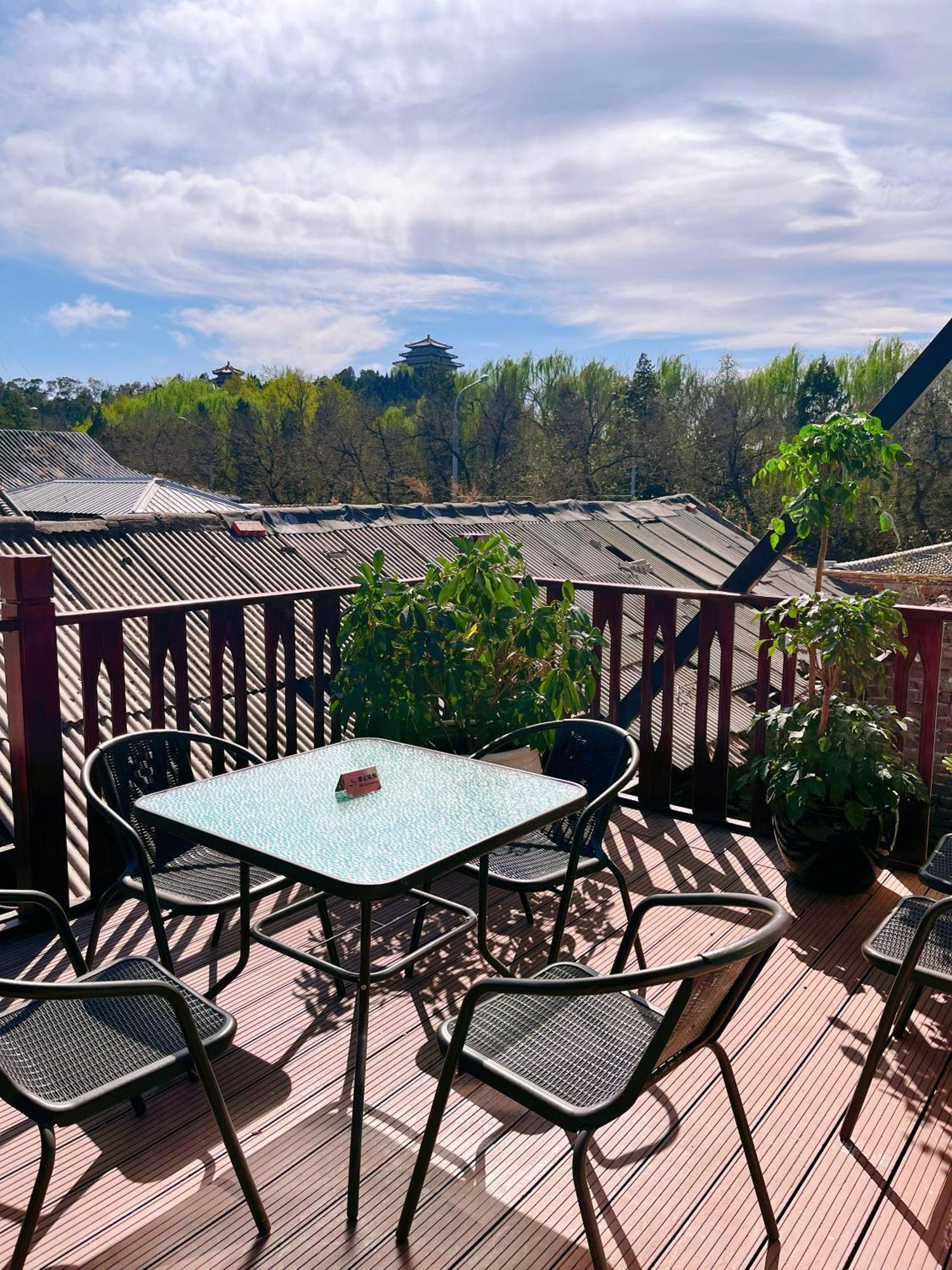 Jingshan Garden 4*