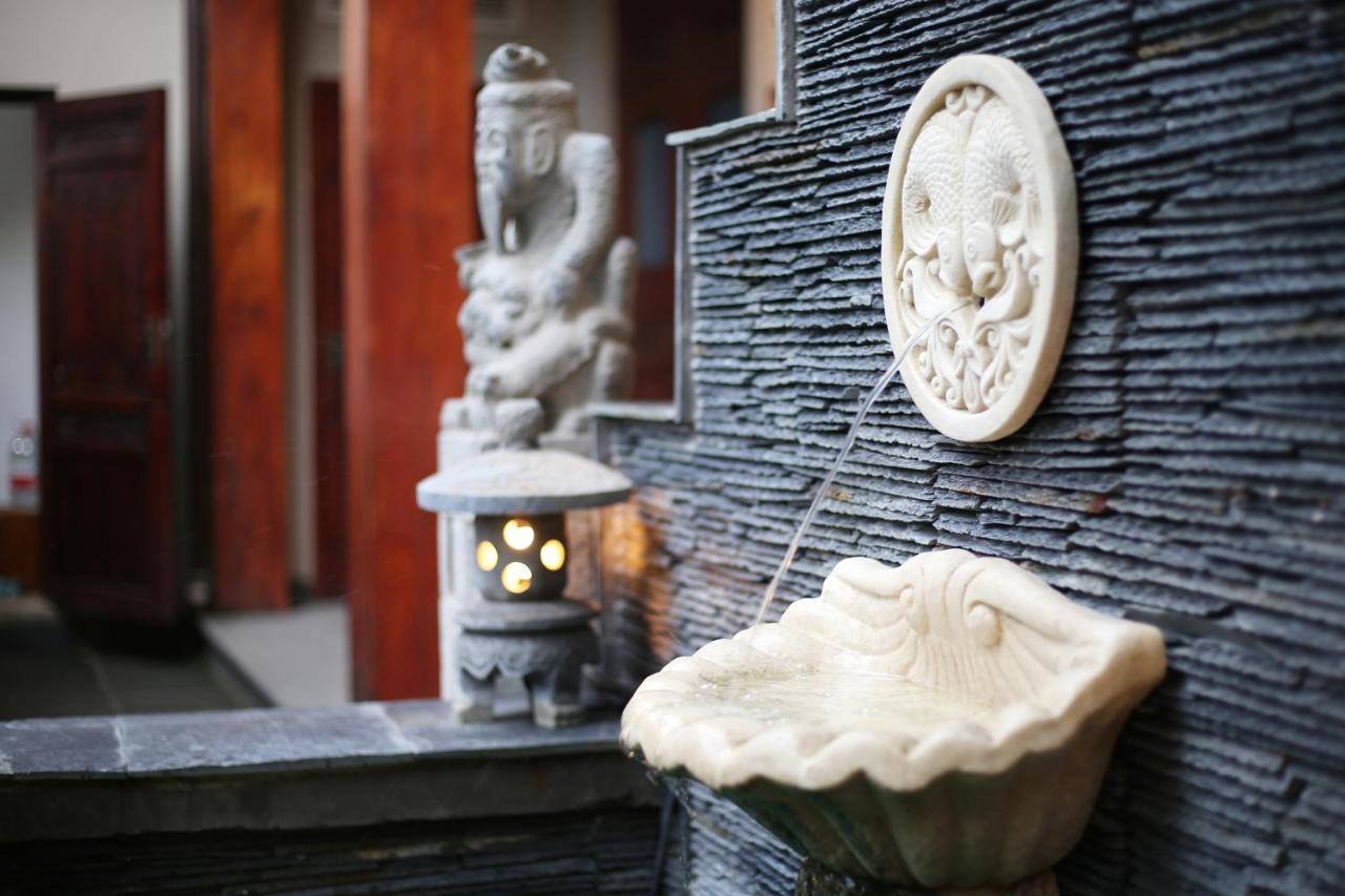 Jingshan Garden 4*